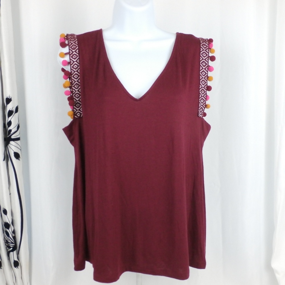 Sleeveless V-neck pom-pom burgundy pullover NWT XL